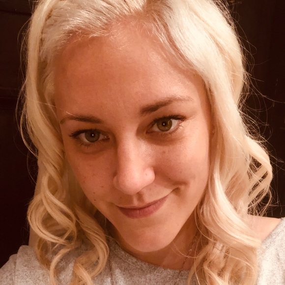 Meet your Posher, Judith - Picture 1 of 1